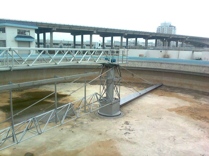 刮泥機(jī)